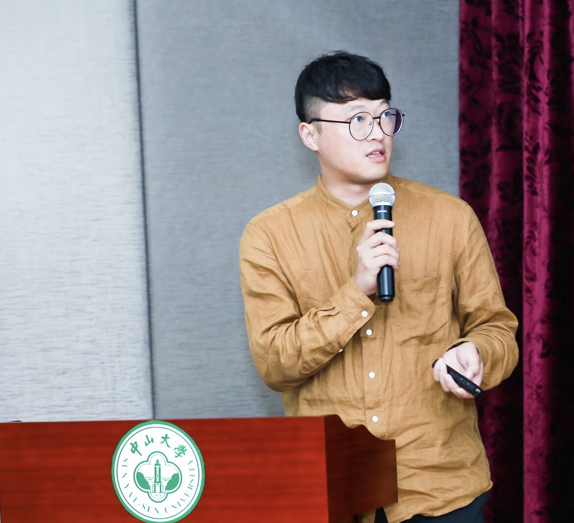 Hongcheng Zhou's Curriculum Vitae